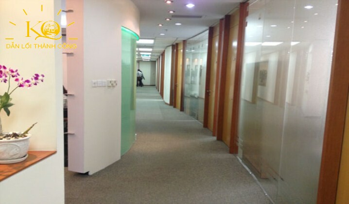 Sun wah tower business center