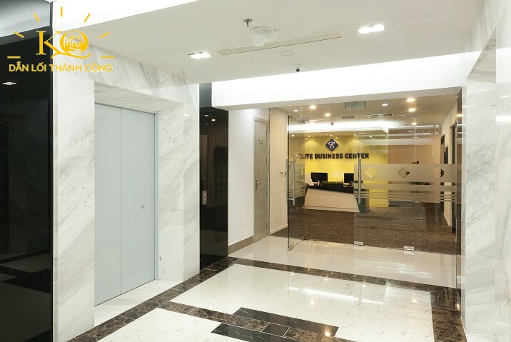Khu vực phía trước văn phòng Khu vực phía trước văn phòng