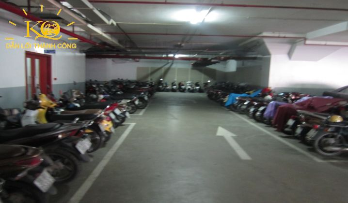 Hình chụp hầm gửi xe