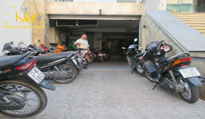 Hình chụp hầm gửi xe