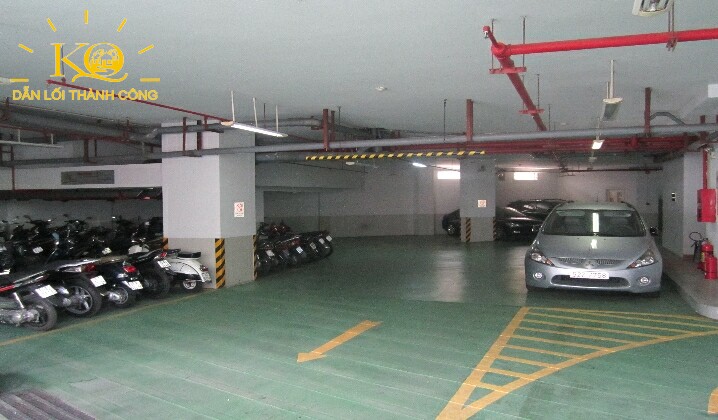 Hình chụp hầm gửi xe Hình chụp hầm gửi xe
