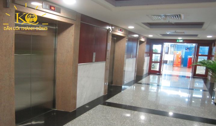 Hình chụp thang máy