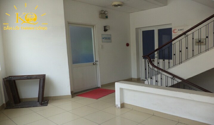 Hình chụp không gian bên trong tòa nhà