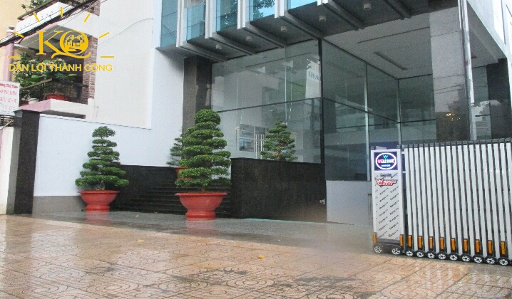 Hình chụp phía trước Hình chụp phía trước