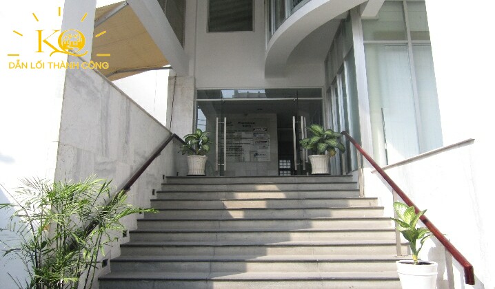 Hình chụp phía trước