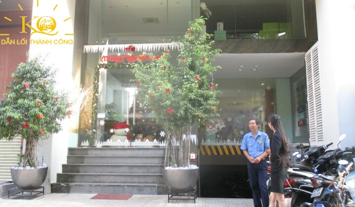 Hình chụp phía trước