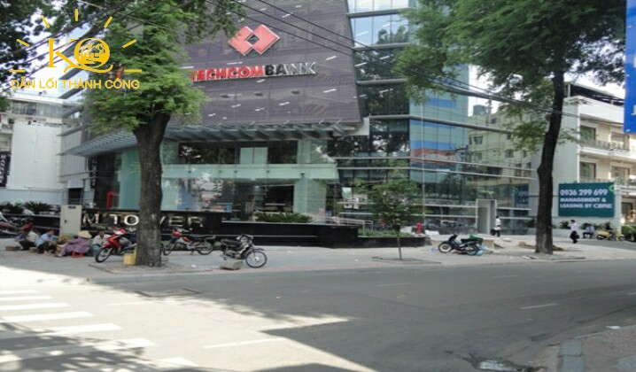 Hình chụp phía trước