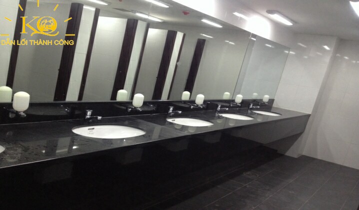 Hình chụp restroom