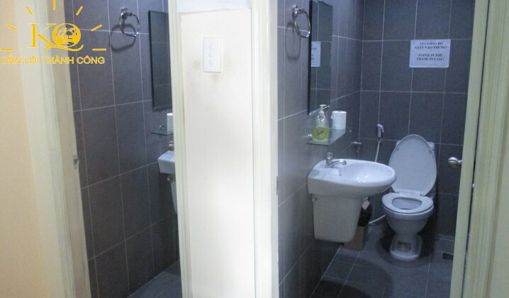 Hình chụp toilet