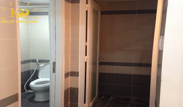 Hình chụp toilet