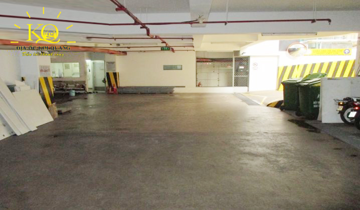 Địa ốc Kim Quang | Cho thuê văn phòng quận 1 Star Building hầm gửi xe Hầm gửi xe Star building